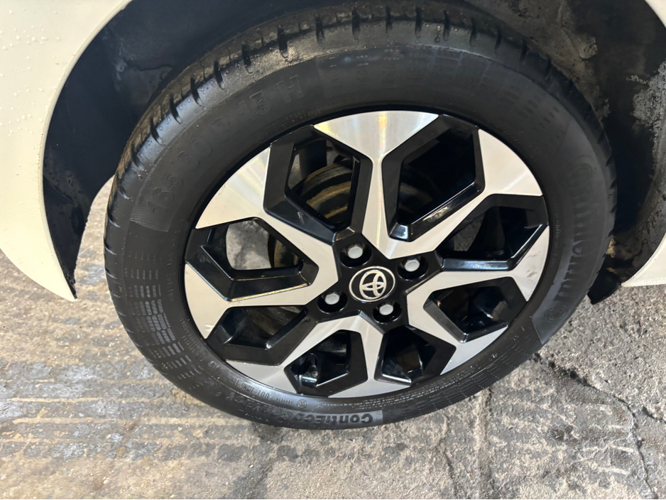 2020 Toyota Aygo 1.0 XPLAY SPHONE 4DR €9,750