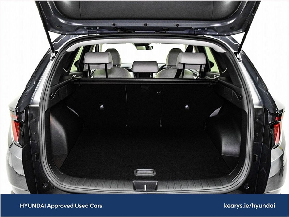 2022 Hyundai Tucson - image 9