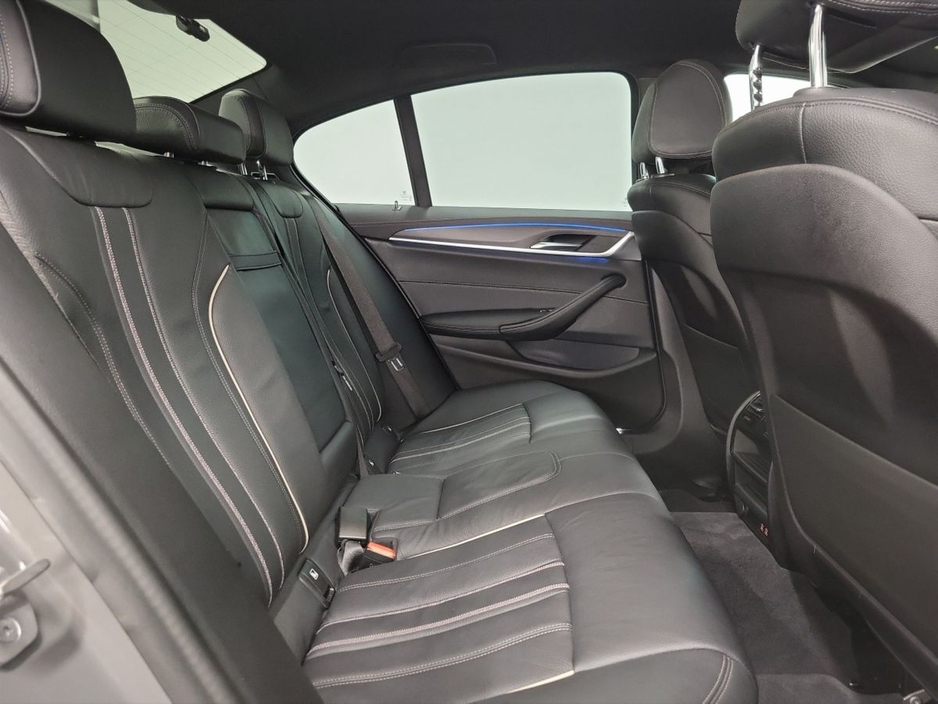 2022 BMW 5 Series 530e M Sport Saloon €39,975