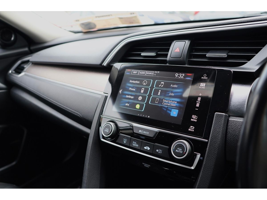 2019 Honda Civic - image 11