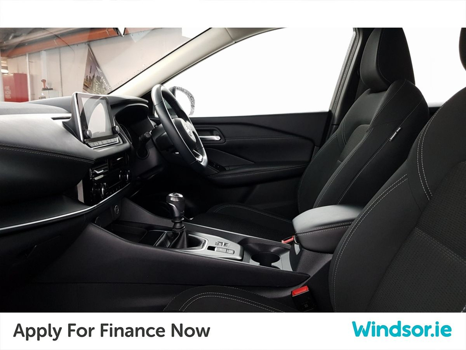 2023 Nissan Qashqai 1.3 PET MILD HYBRID SV €27,495