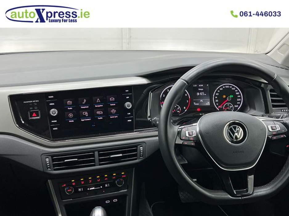2021 Volkswagen Polo 1.0 TSI Automatic, Reversing camera LOW MILES €20,495
