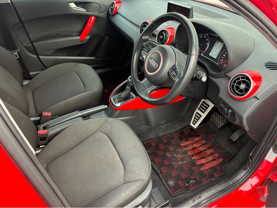 2015 Audi A1 DBA-8XCHZ 5DR AUTO €12,900