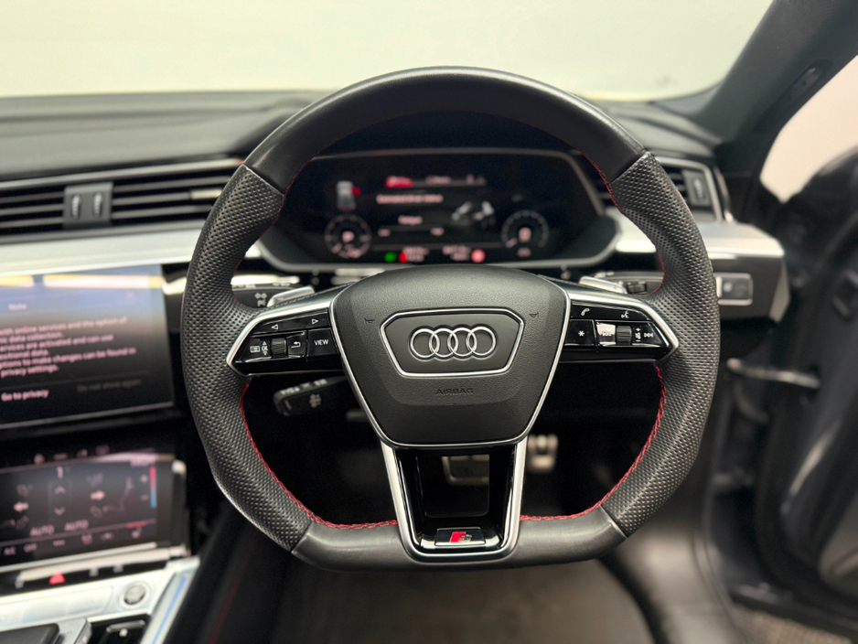 2024 Audi Q8 e-tron S LINE 55 E-TRON *PAN ROOF* €79,990