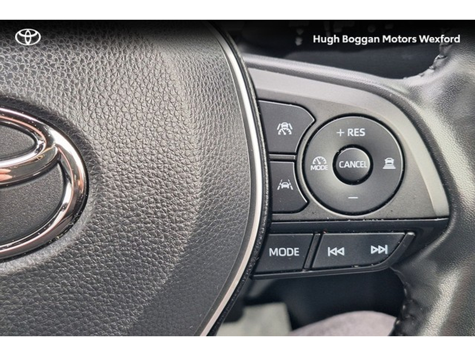 2023 Toyota Corolla Cross - image 21