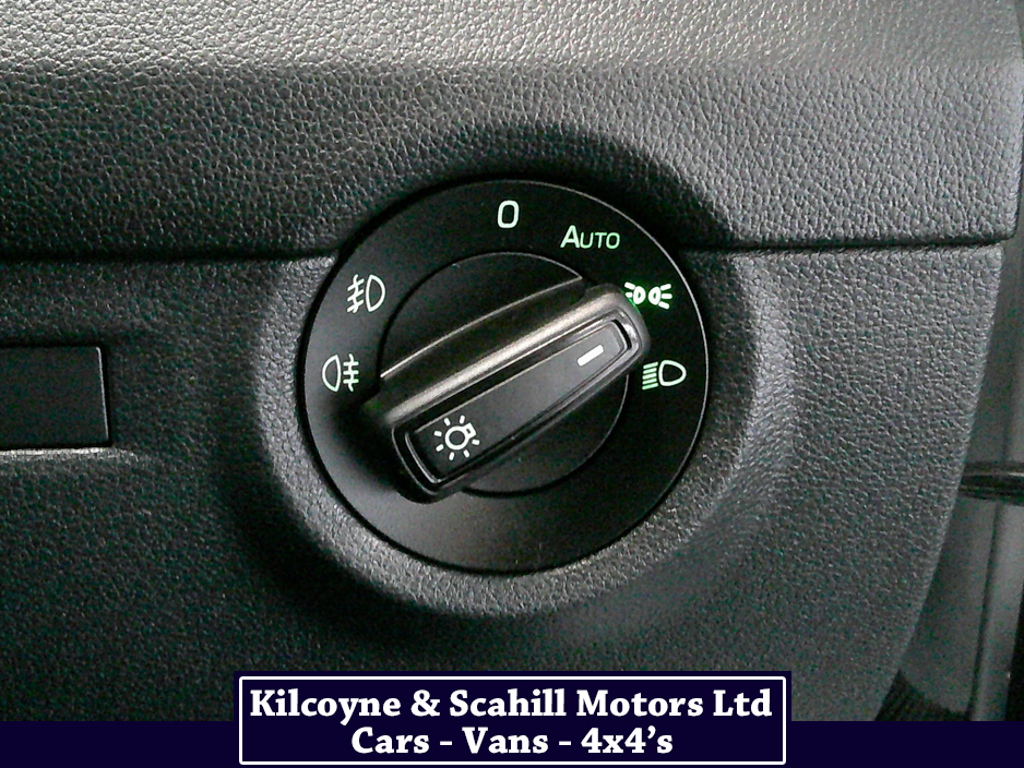 2019 Skoda Octavia - image 24