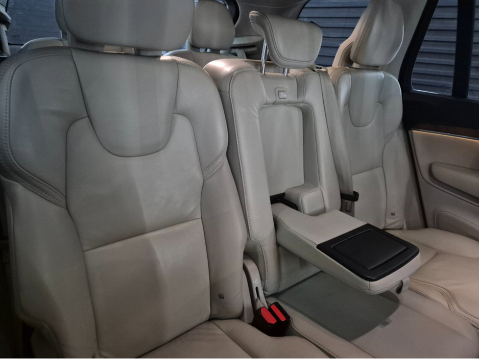 2019 Volvo XC90 - image 12