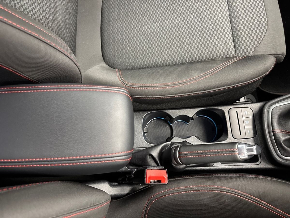 2022 Ford Puma - image 15