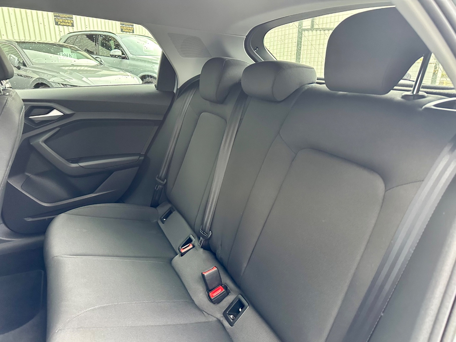 2022 Audi A1 - image 10