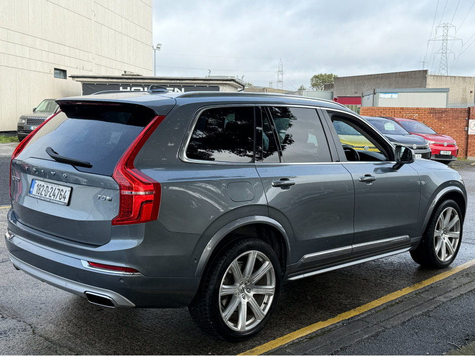 2018 Volvo XC90 - image 9