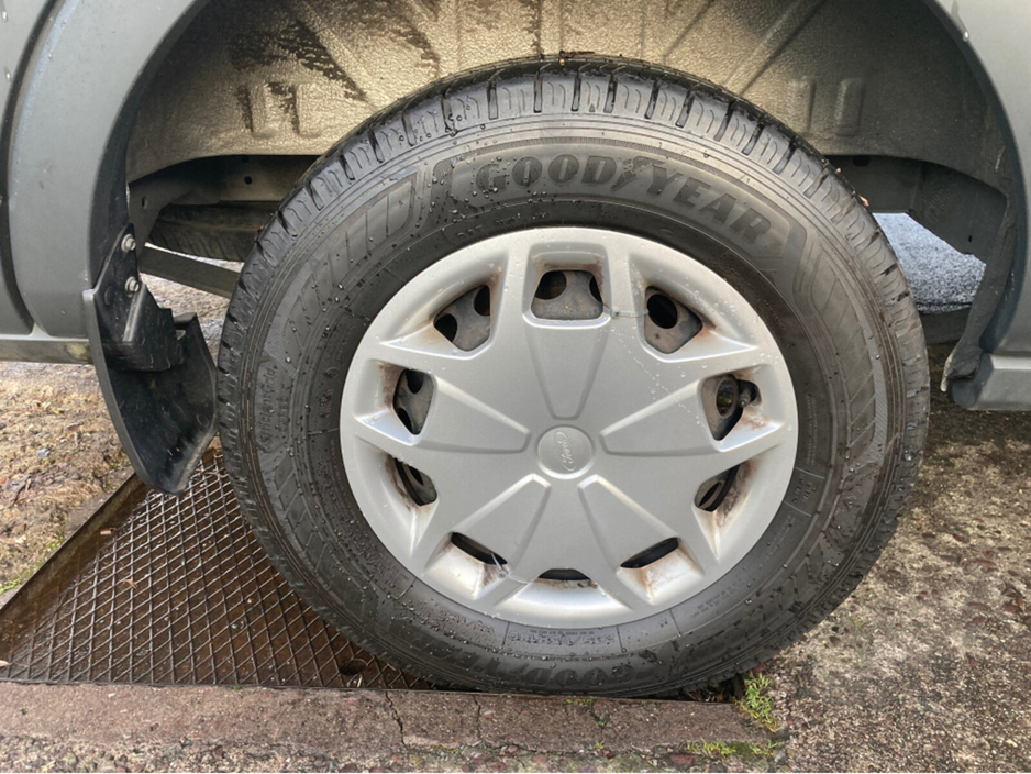 2020 Ford Transit 350L TREND 2.0 130PS F FWD 3DR €16,950