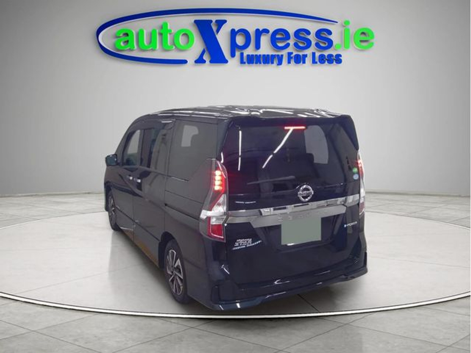 2020 Nissan Serena E-POWER HIGHWAY STAR V Hybrid Automatic, 360 Camera, 7 Seater €24,995