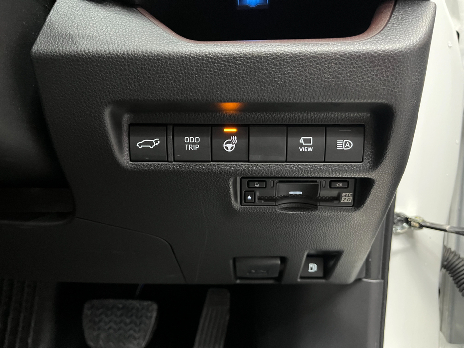 2024 Toyota Rav4 - image 12