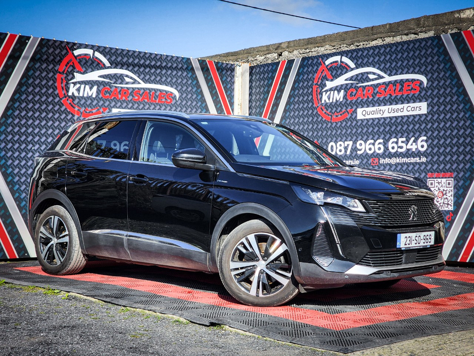 2023 Peugeot 3008 - image 2