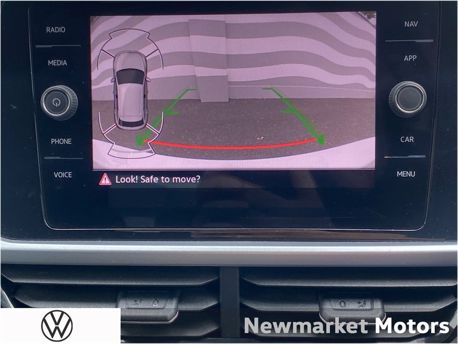 2023 Volkswagen T-Roc - image 17