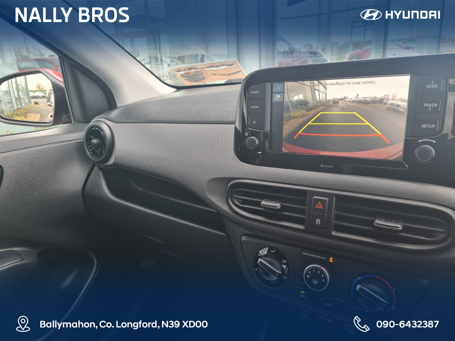 2023 Hyundai i10 - image 10