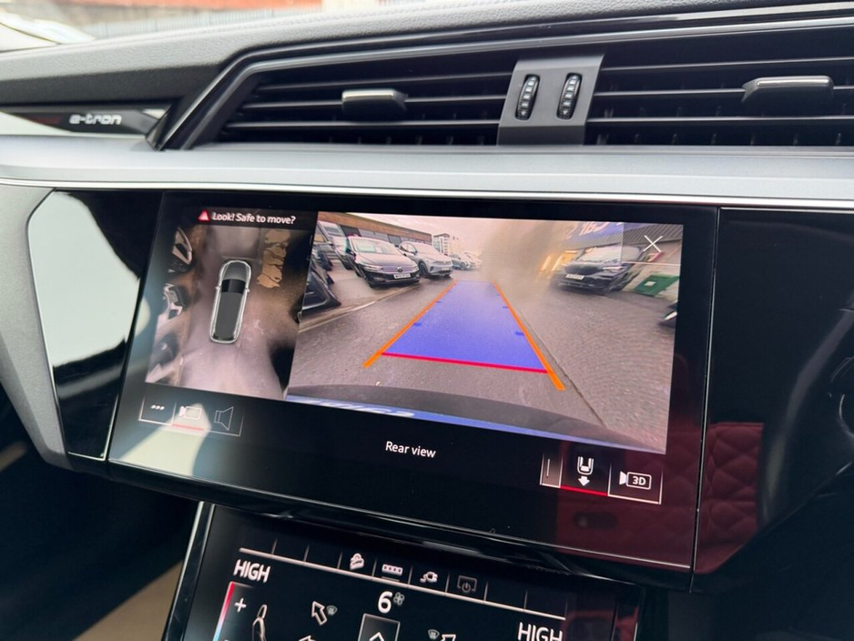 2022 Audi e-tron - image 21