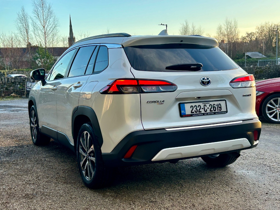 2023 Toyota Corolla Cross - image 6