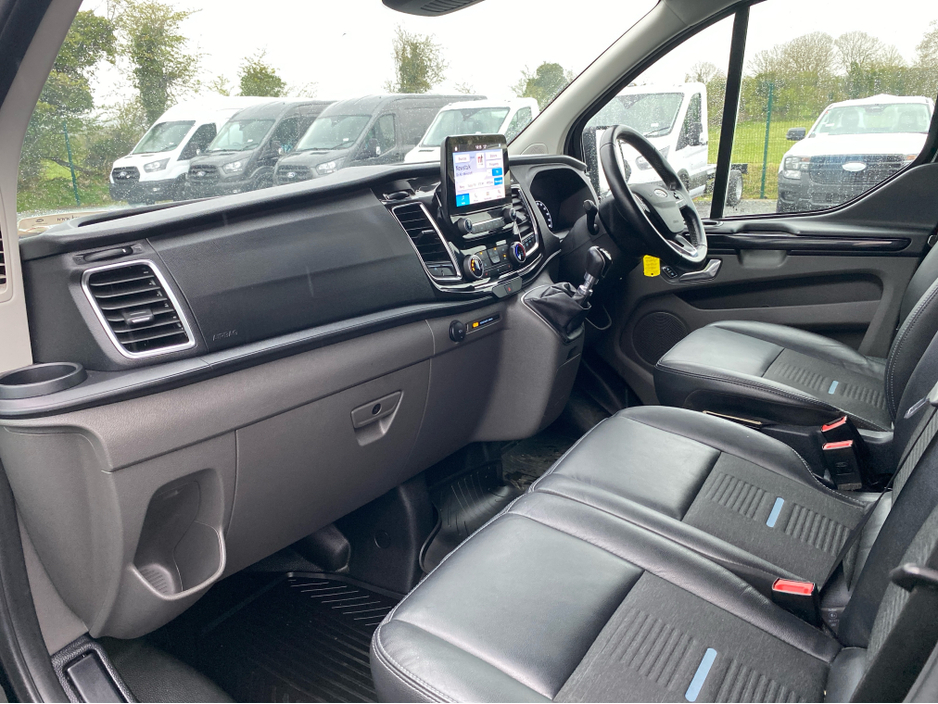 2021 Ford Transit Custom - image 7