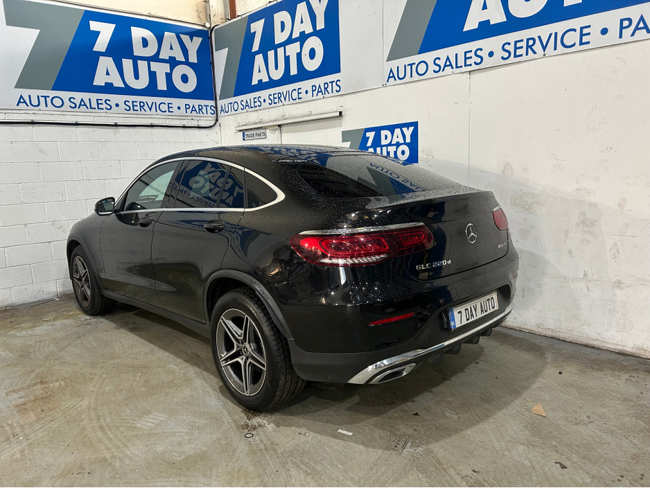 2022 Mercedes-Benz GLC Class - image 5