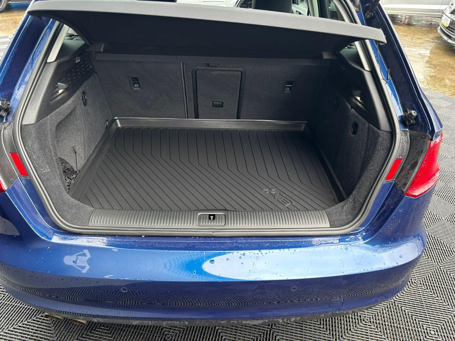 2014 Audi A3 Sportback - image 8