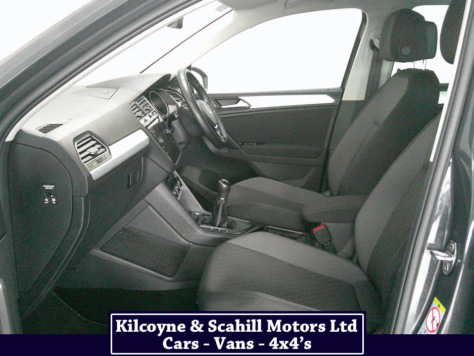 2019 Volkswagen Tiguan - image 12