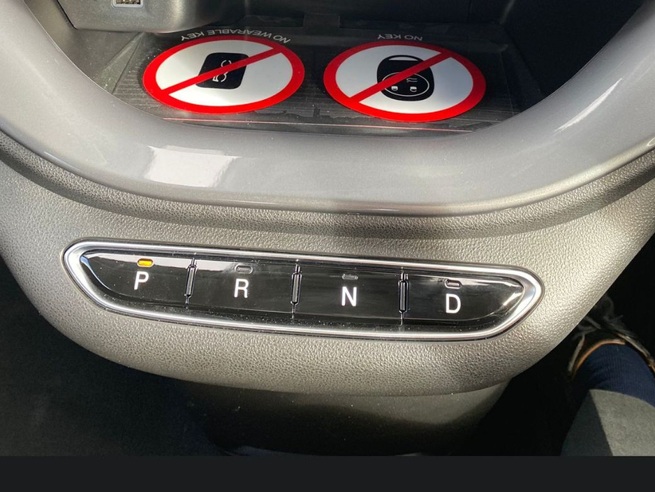 2025 Fiat 500e - image 22