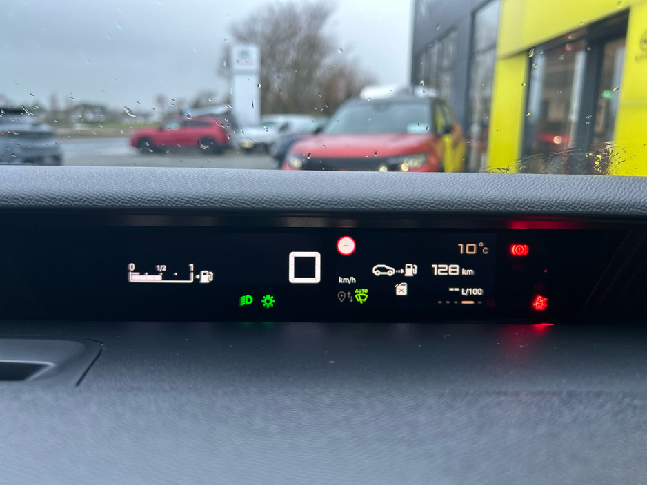 2026 Citroen C3 Aircross - image 7