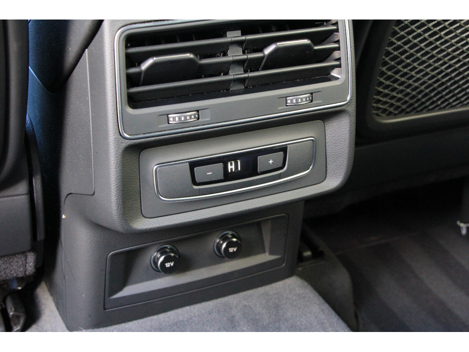 2023 Audi Q8 - image 43