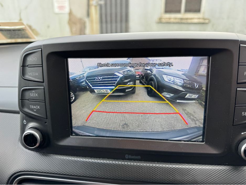 2018 Hyundai Kona - image 8