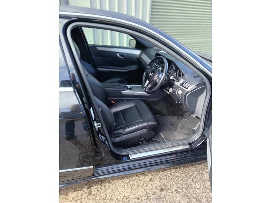 2012 Mercedes-Benz E Class - image 21