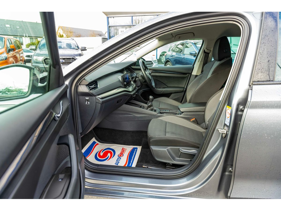 2022 Skoda Octavia 2022 Skoda OCTAVIA AMB 2.0TDI 115HP €25,950