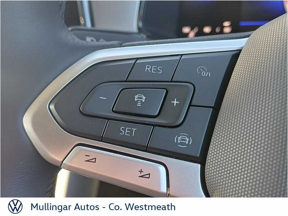 2026 Volkswagen T-Roc - image 23