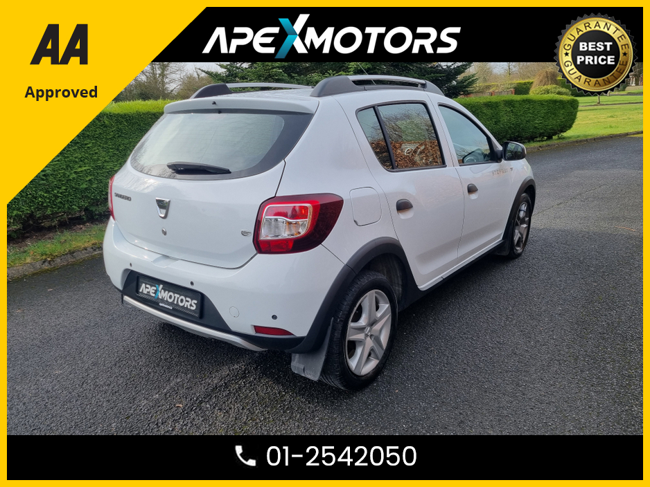 2016 Dacia Sandero Stepway - image 9