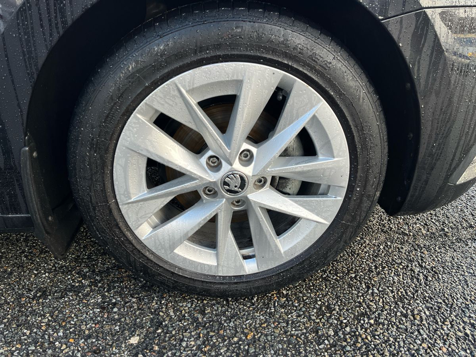 2024 Skoda Octavia OCTAVIA AMB 2.0TDI 115HP €29,750