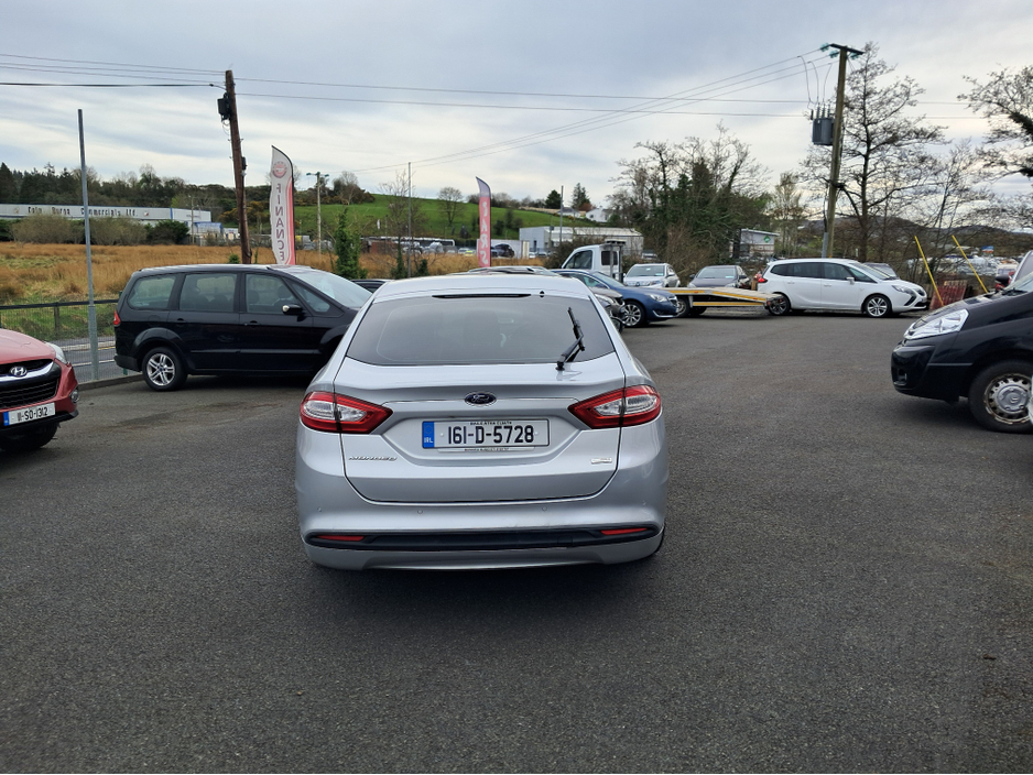 2016 Ford Mondeo - image 4