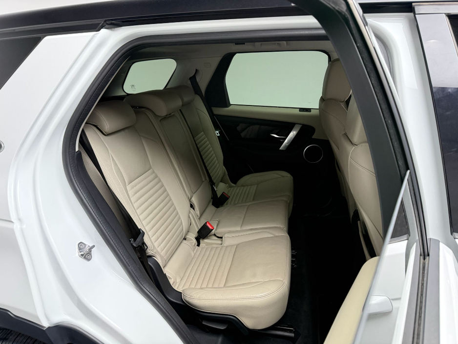 2020 Land Rover Discovery Sport - image 13