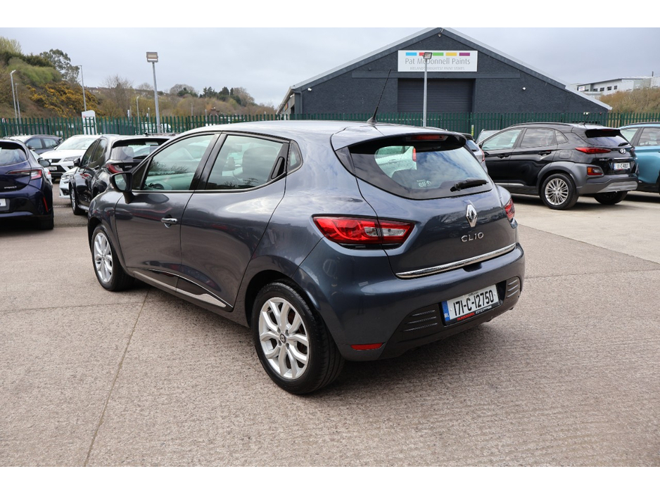 2017 Renault Clio - image 7