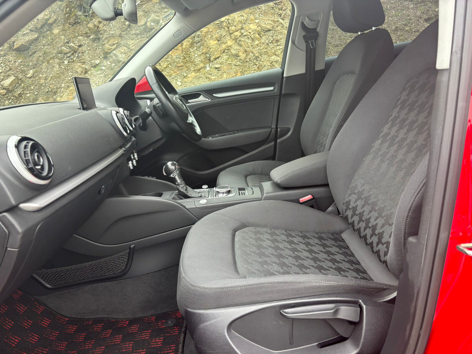 2015 Audi A3 - image 10