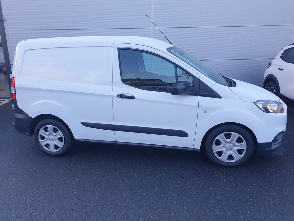 2022 Ford Transit Courier Trend 1.5TD 100PS M6 3DR €12,000