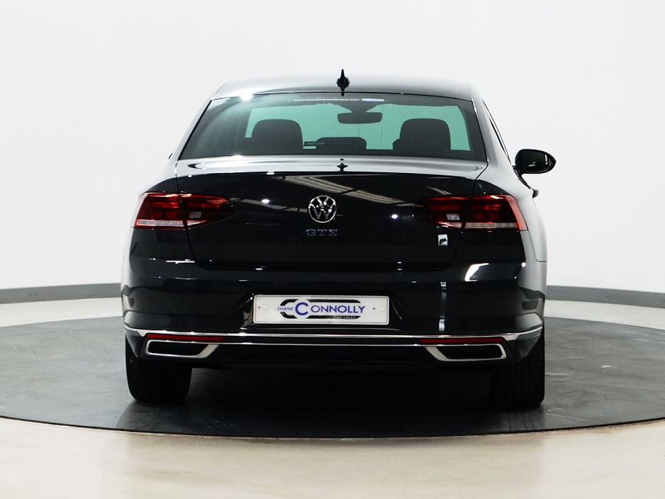 2021 Volkswagen Passat *123* GTE S-A DSG €23,995