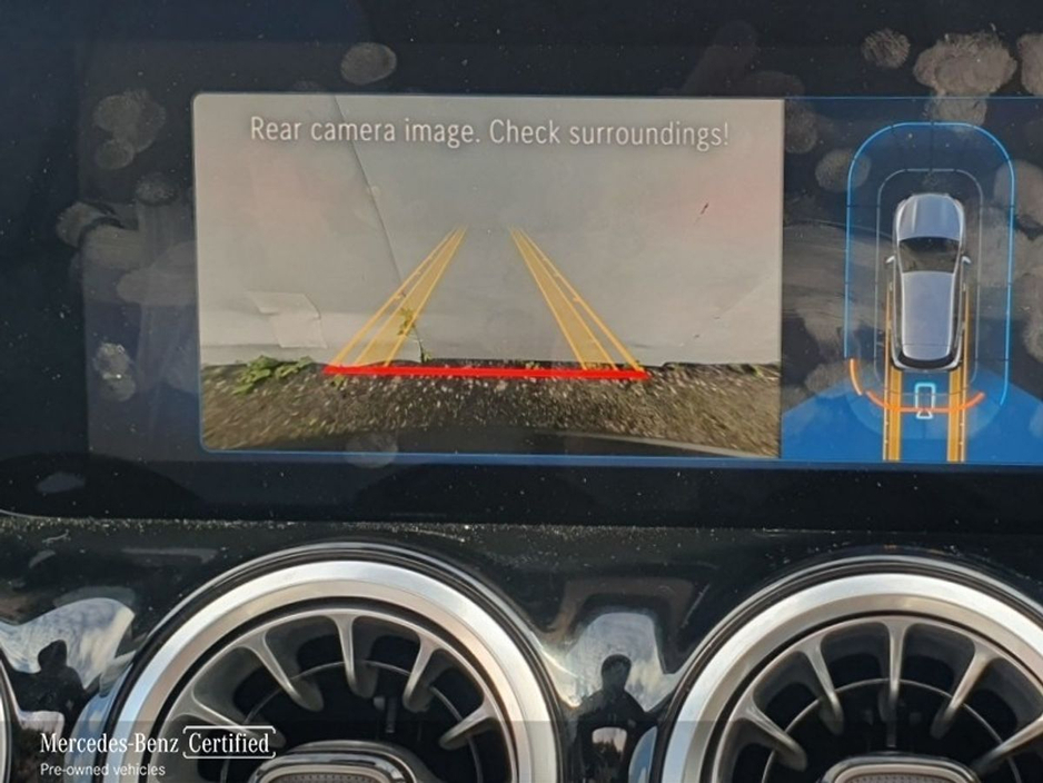 2025 Mercedes-Benz GLA Class - image 13