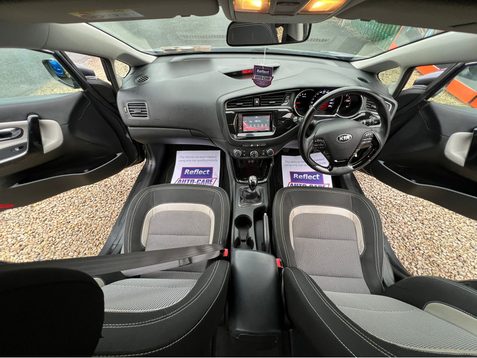 2015 Kia Ceed ==STUNNING CAR//1.6 DIESEL//NEW NCT//SERVICED== €7,450