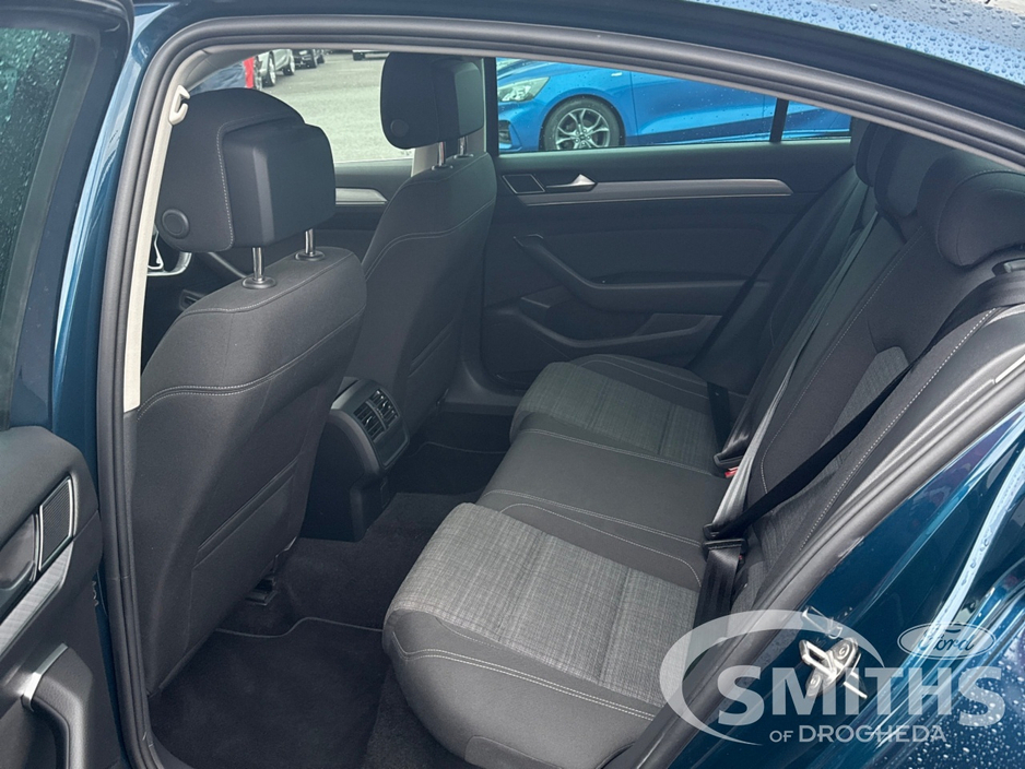 2022 Volkswagen Passat BUSINESS 2.0TDI 122PS **DSG AUTO** €27,950