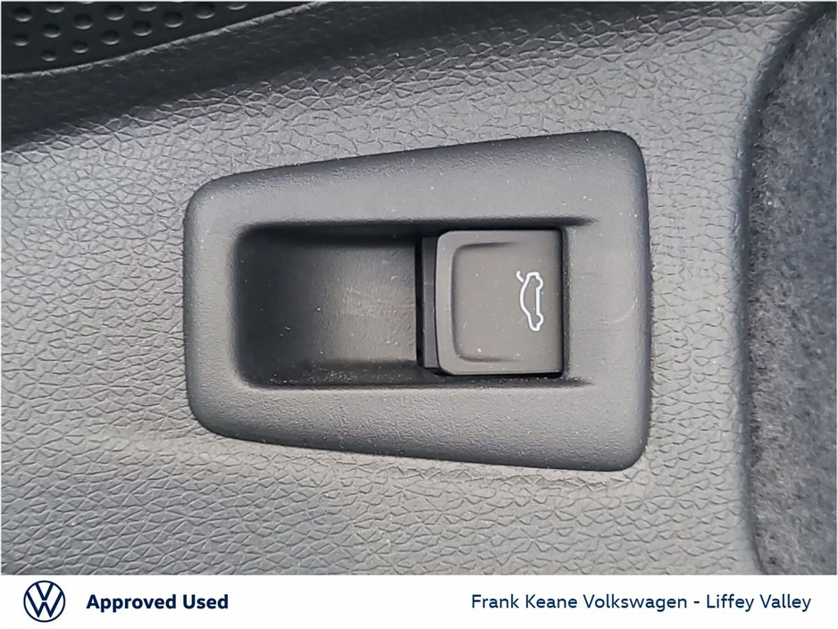 2025 Volkswagen ID.7 TOURER PRO PLUS €47,995