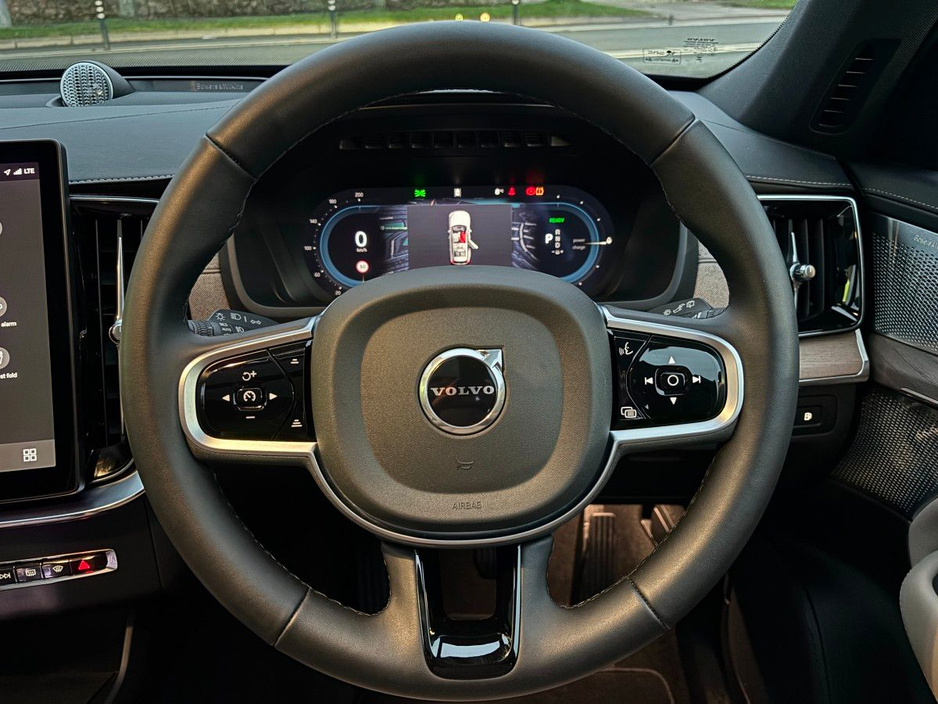 2025 Volvo XC90 T8 ULTRA BLONDE LEATHER HUGE SPEC €84,995