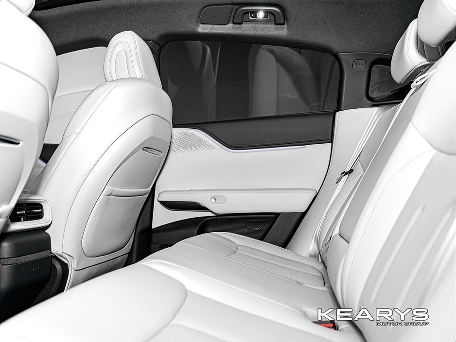 2026 Xpeng G6 - image 11