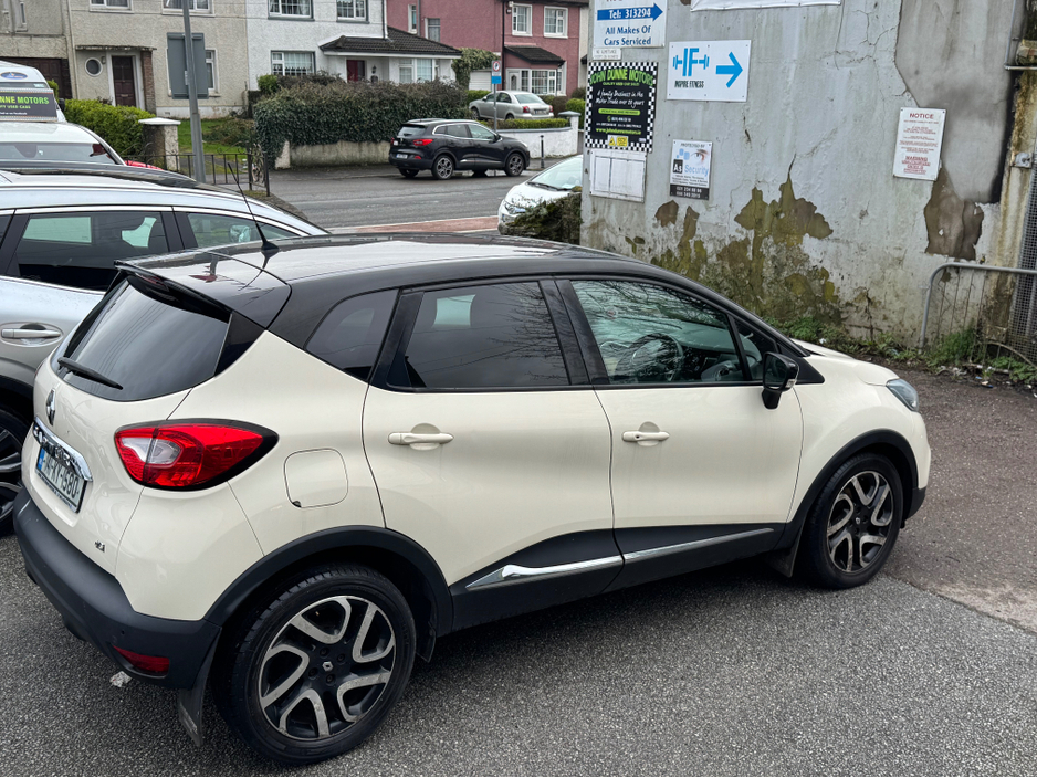 2014 Renault Captur INTENSE 1.5 DCI 90 4DR €7,900