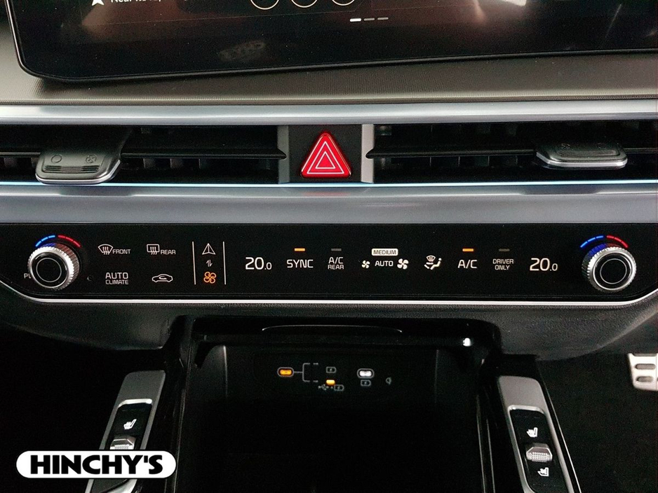 2026 Kia Sorento - image 17