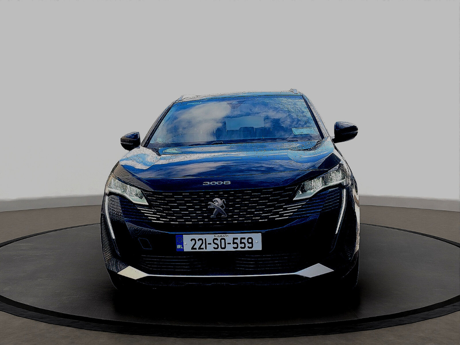 2022 Peugeot 3008 - image 3